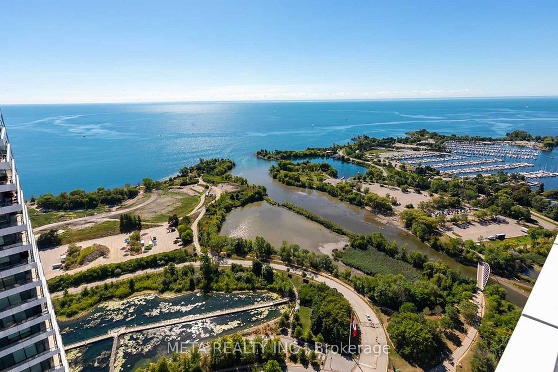 30 Shore Breeze Drive 4115