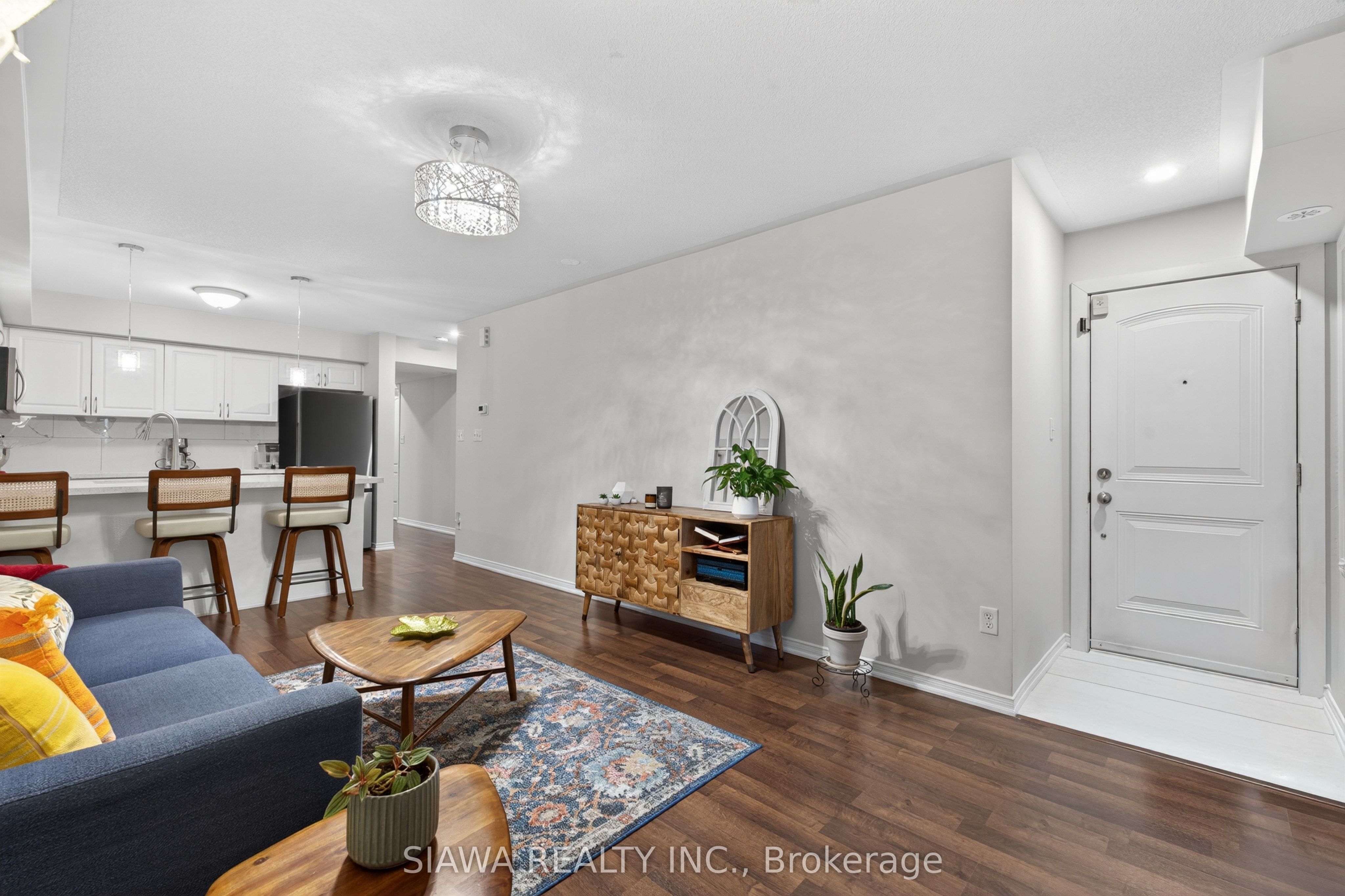 2450 Post Road 22