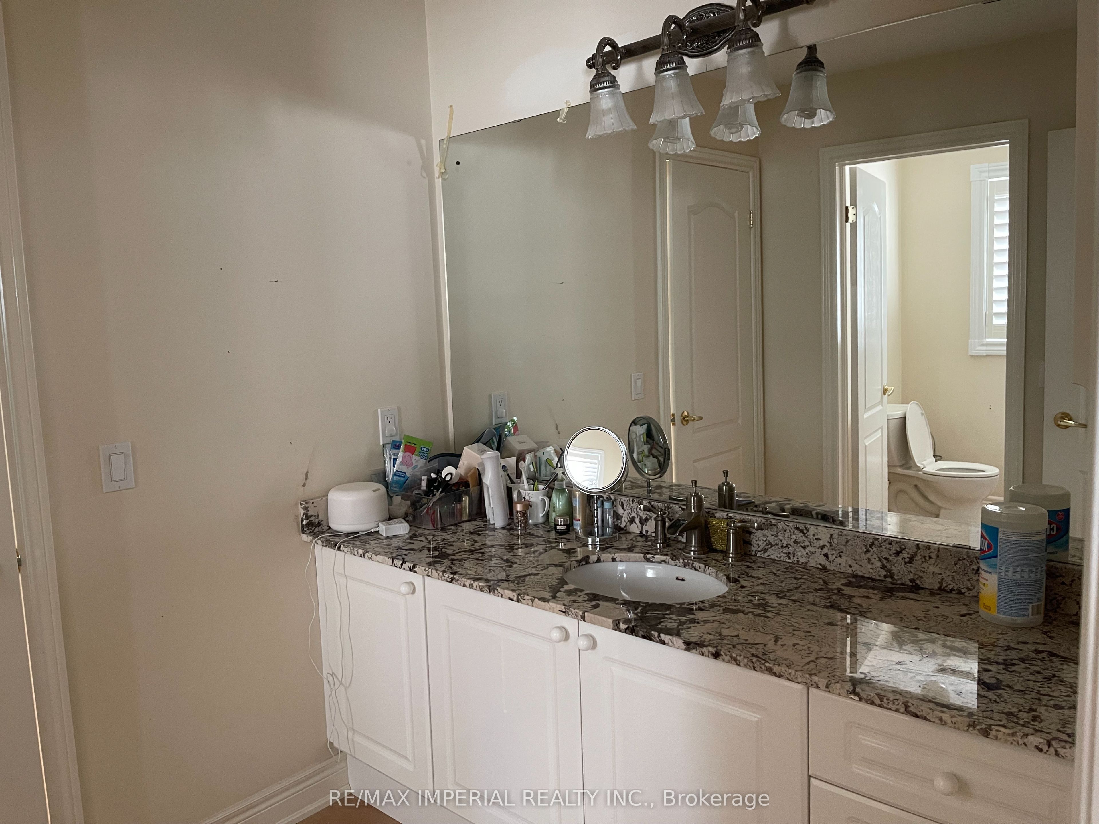 21 Ormsby Court 2nd Floor Bedroom