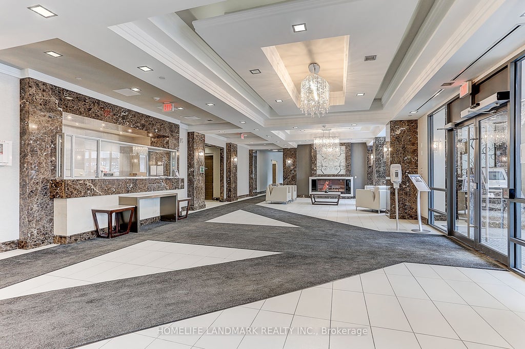 Photo of 372 Highway 7 E Road #1027, Richmond Hill, ON L4B 0C6 (MLS # N13664886)