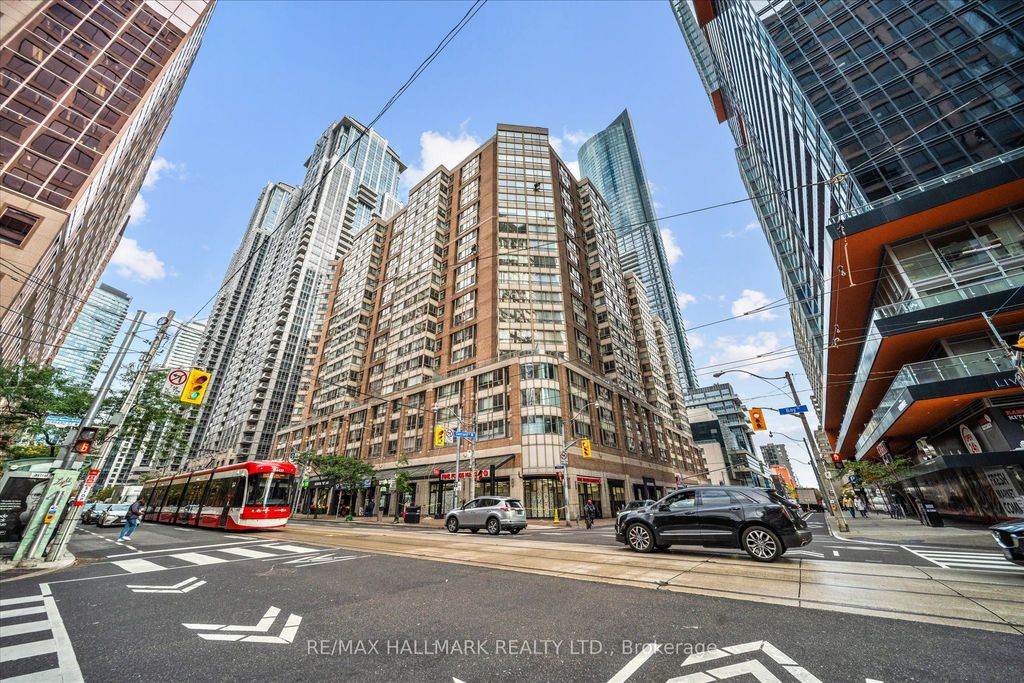 Photo of 717 Bay Street #703, Toronto, ON M5G 2J9 (MLS # C12671046)