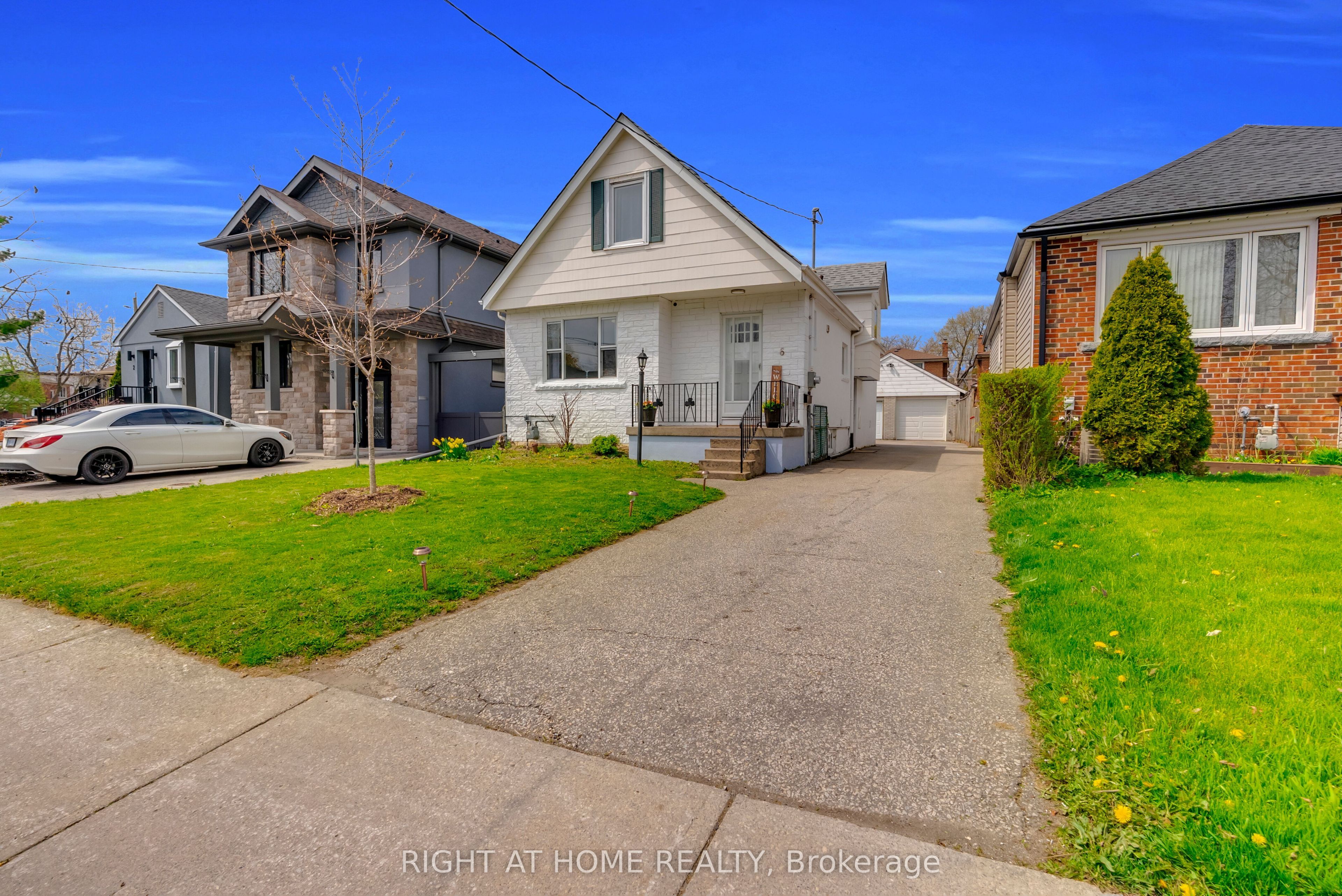 6 Vanbrugh Avenue