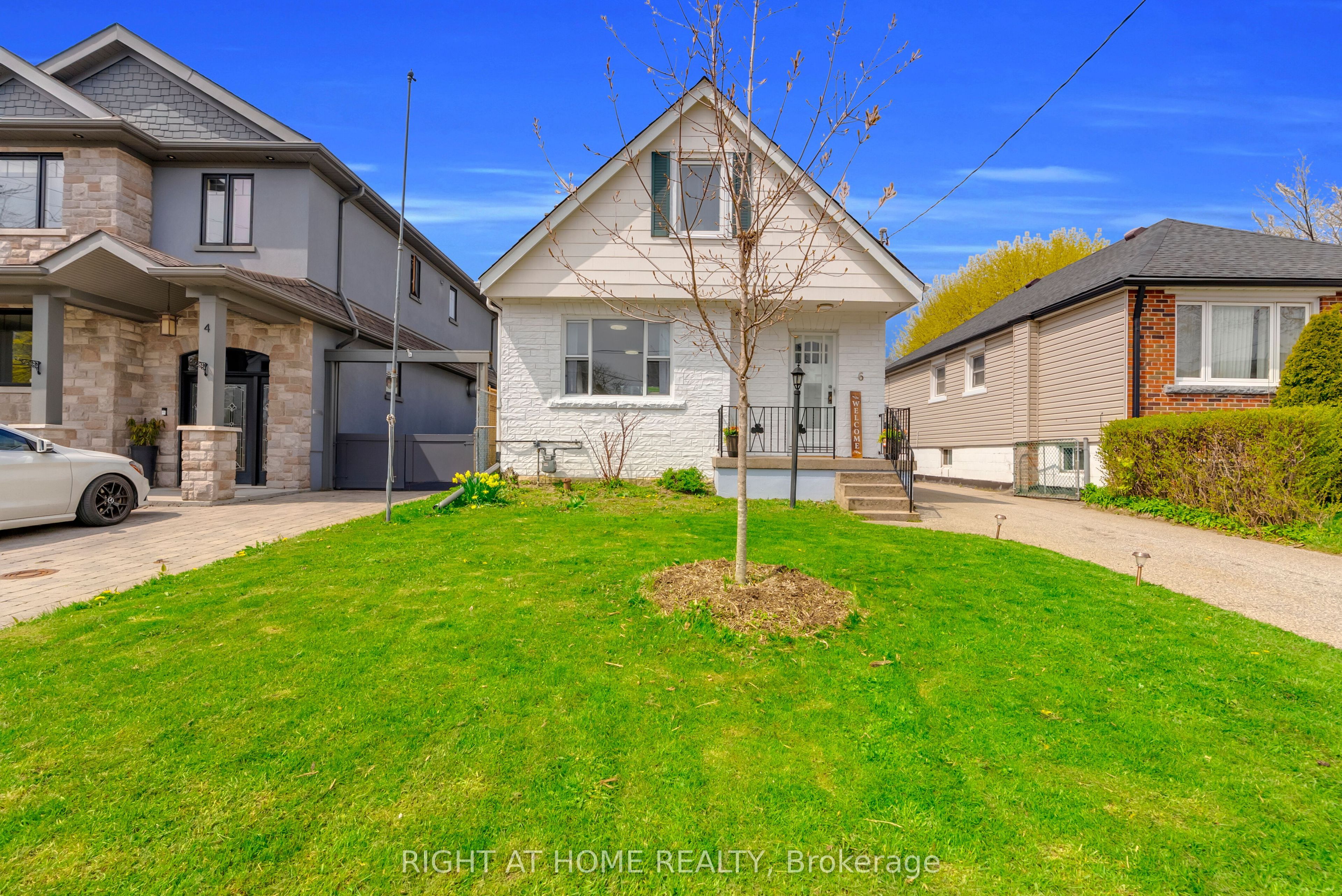 6 Vanbrugh Avenue