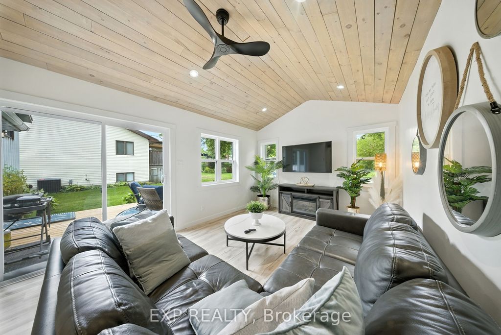 Photo of 92 Mary Street, Clearview, ON L0M 1G0 (MLS # S12781686)