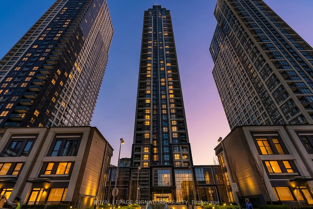 Photo of 7 Mabelle Avenue #708, Toronto, ON M9A 4X7 (MLS # W13089354)