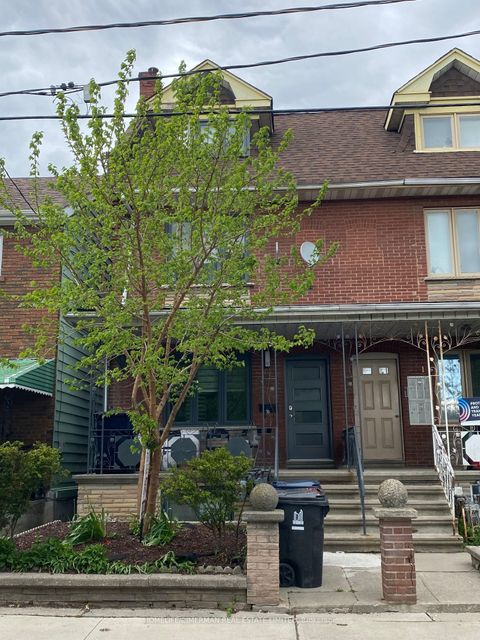 223 Manning Avenue Toronto ON M6J 2K8