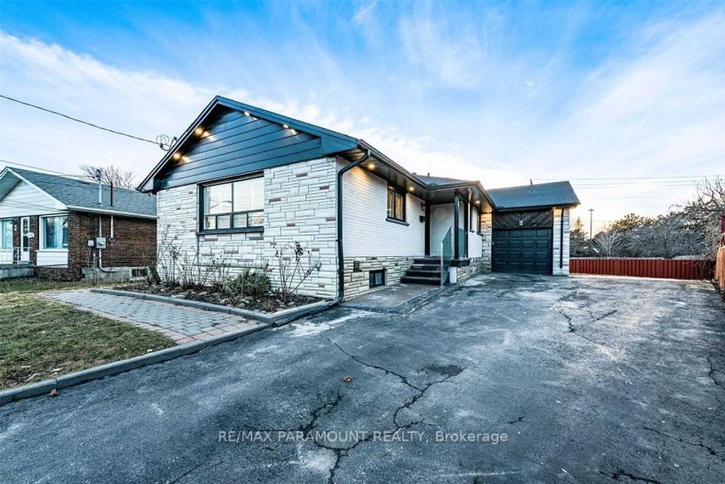 Photo of 6 Arkley Crescent, Toronto, ON M9R 3S3 (MLS # W12000743)