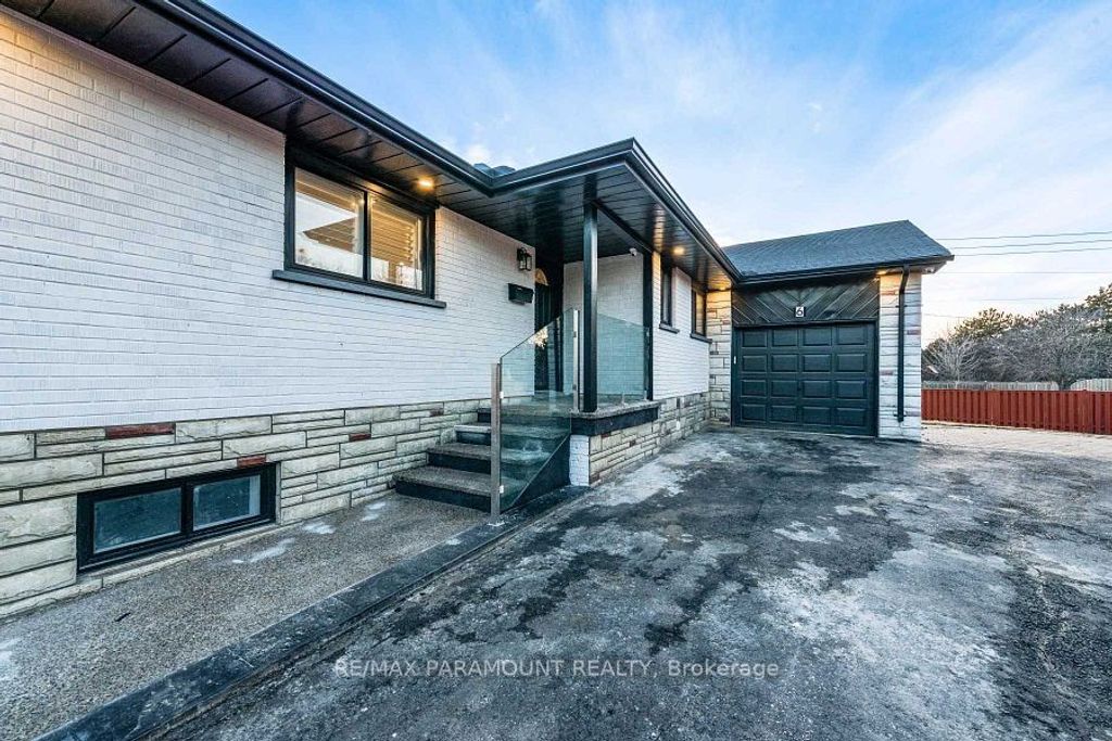 Photo of 6 Arkley Crescent, Toronto, ON M9R 3S3 (MLS # W12000743)