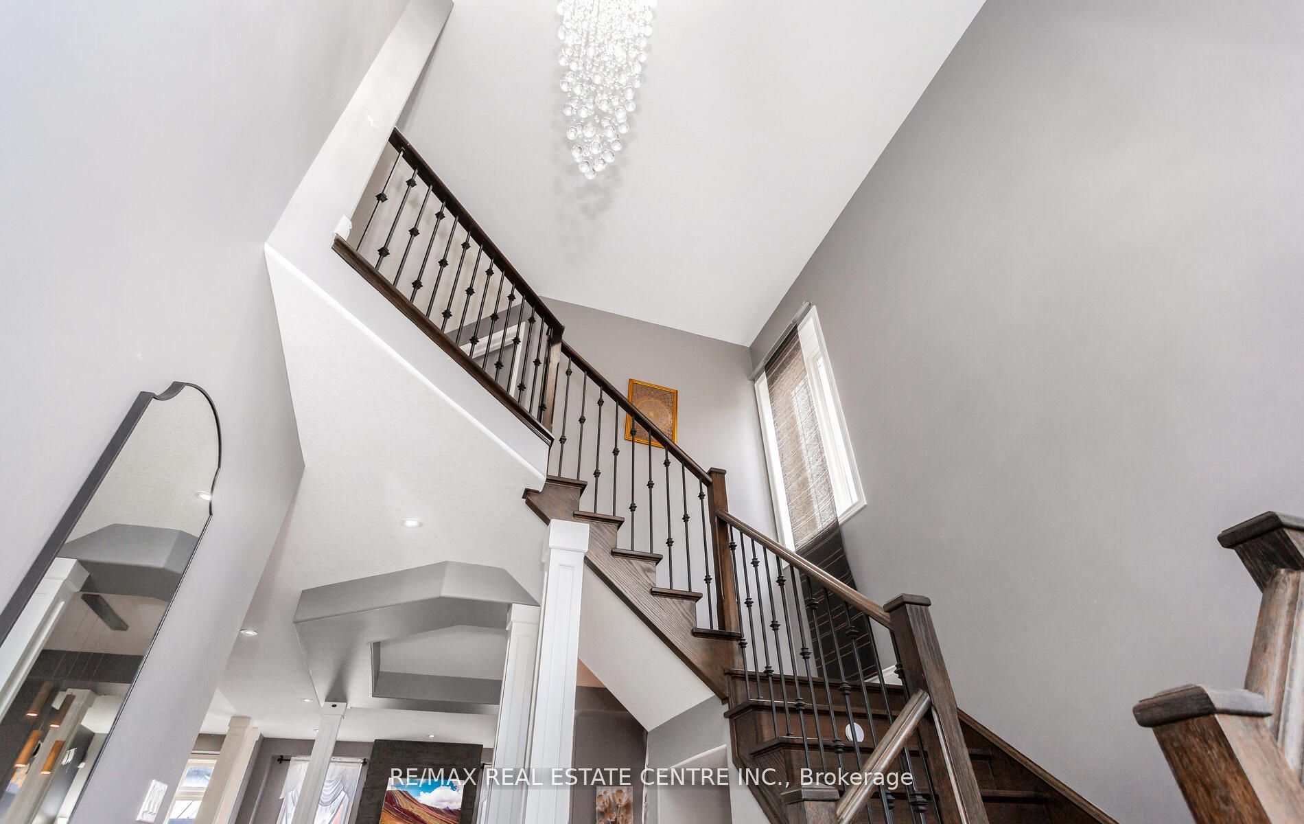 31 Rianna Court