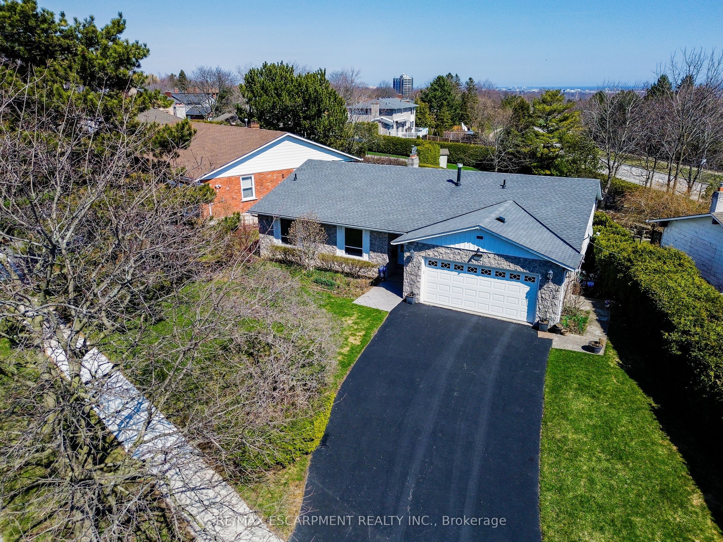 1233 Havendale Boulevard