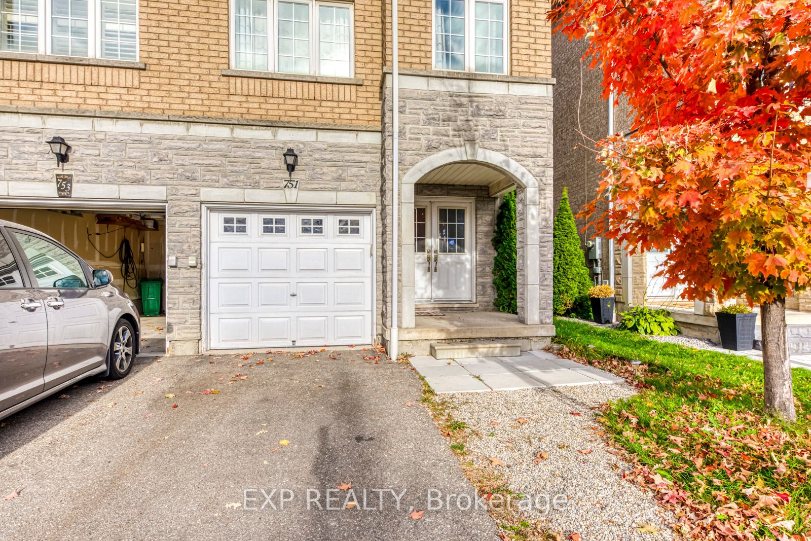 751 Candlestick Circle