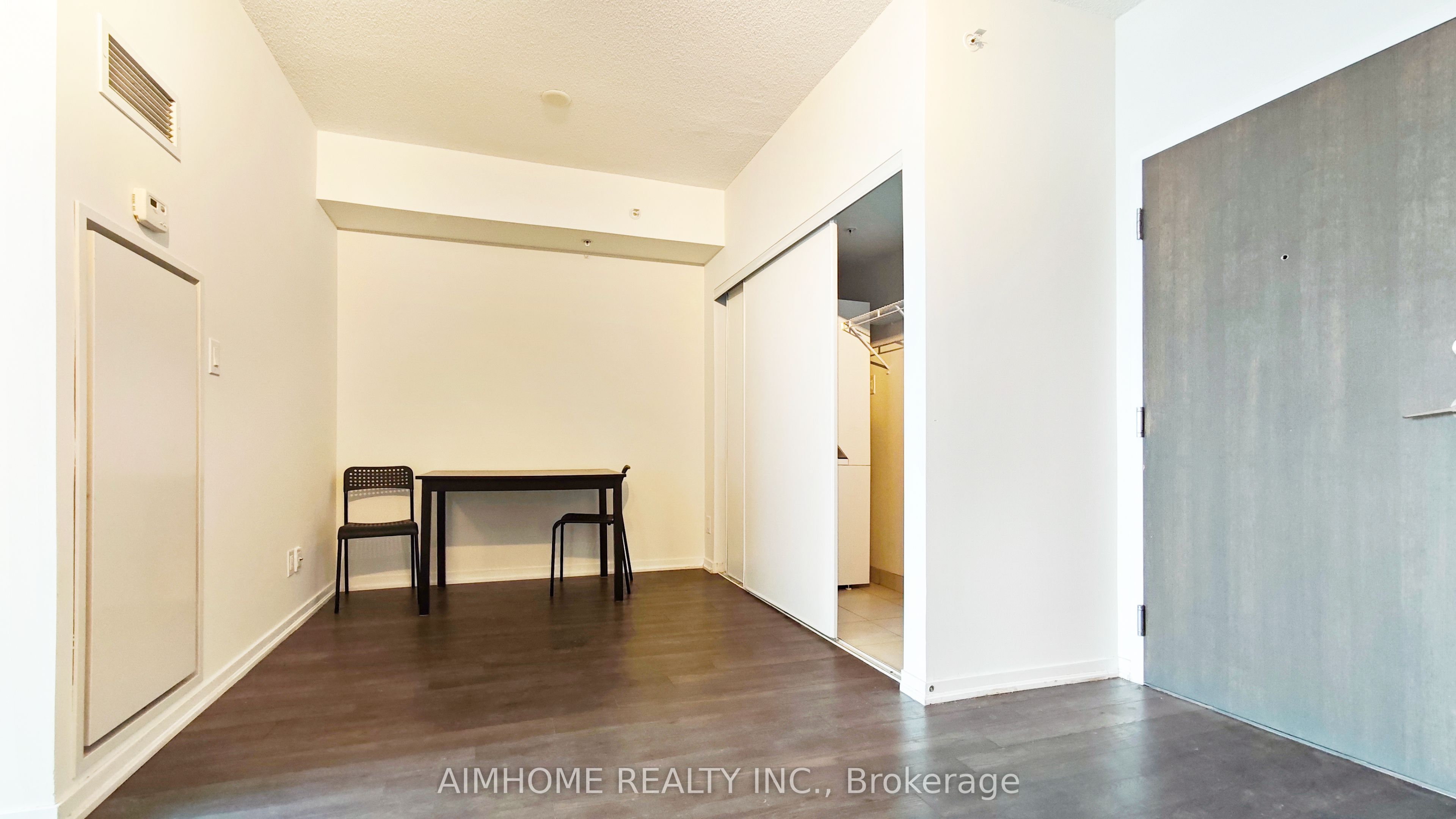 68 Abell Street 1107