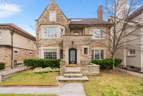 19 Whitney Avenue Toronto ON M4W 2A7