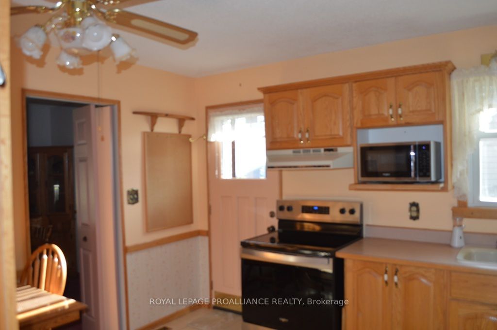 Photo of 118 Nicholas Street, Quinte West, ON K8V 6B2 (MLS # X12408352)