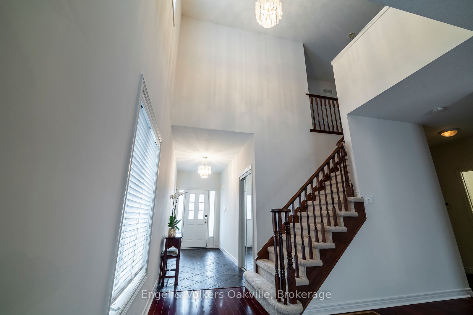 2169 Orchard Road S 17