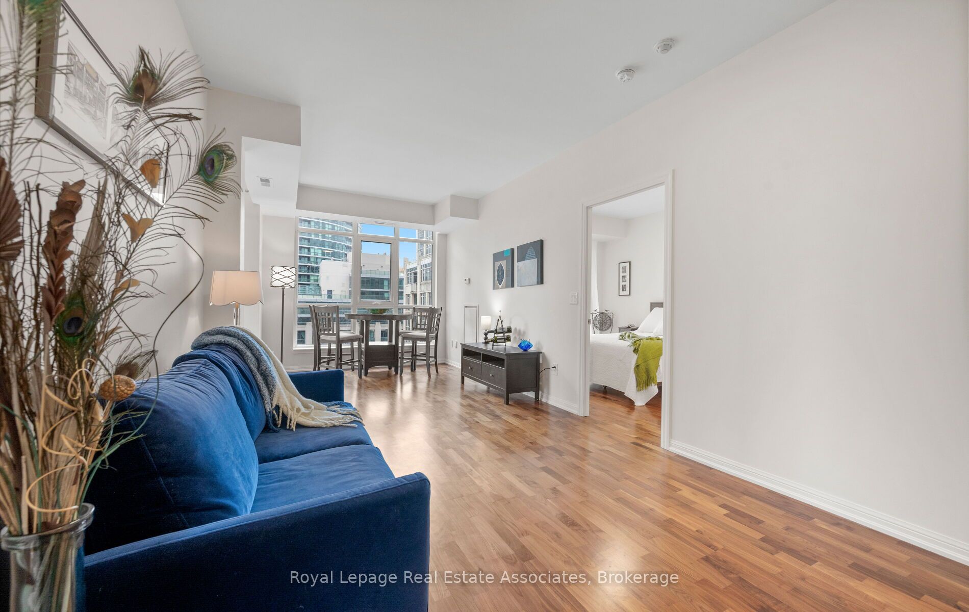 21 Grand Magazine Street 908