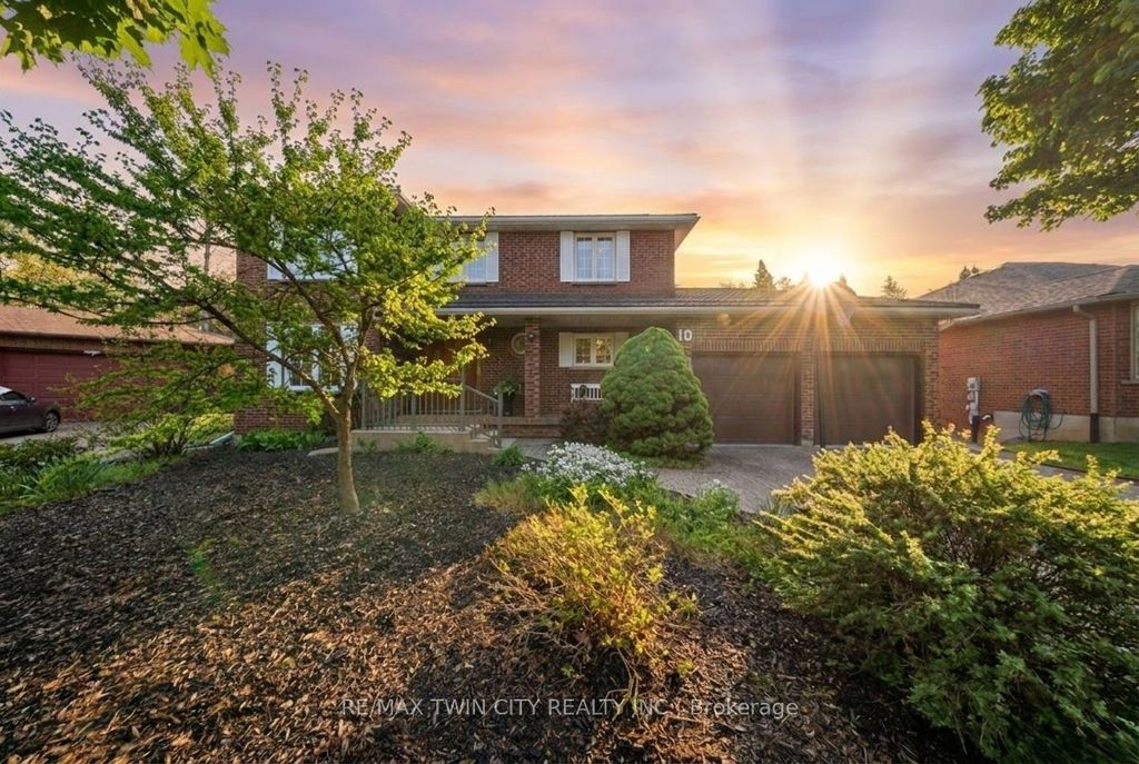 Photo of 10 Riva Ridge, Brantford, ON N3P 1R9 (MLS # X13167186)