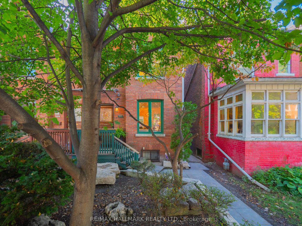Photo of 31 First Avenue, Toronto, ON M4M 1W7 (MLS # E12436513)