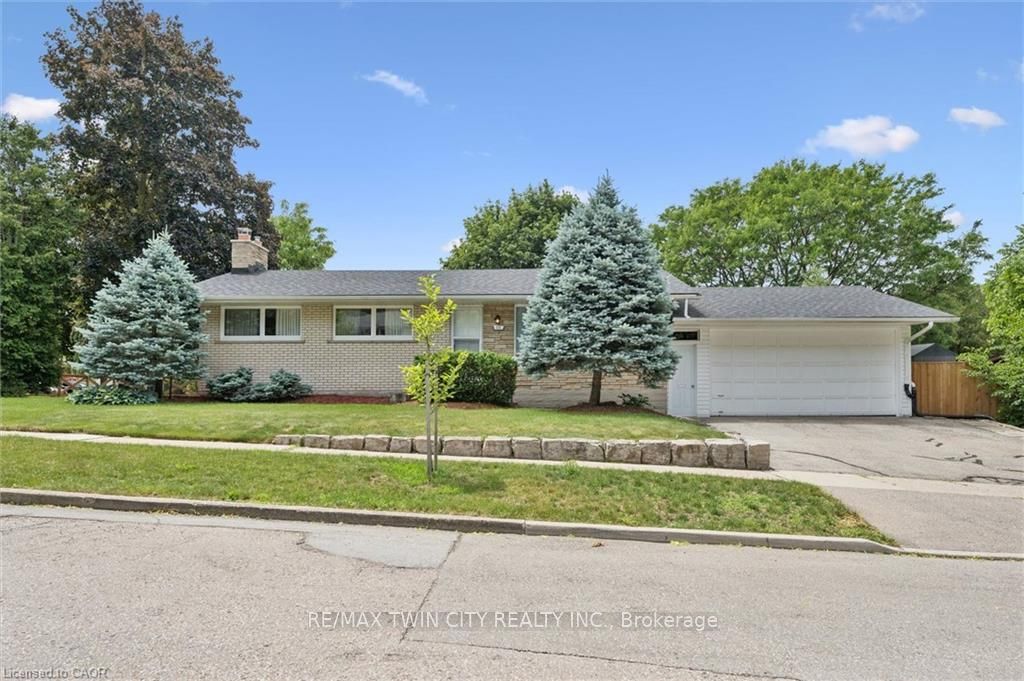 221 Willowdale Avenue