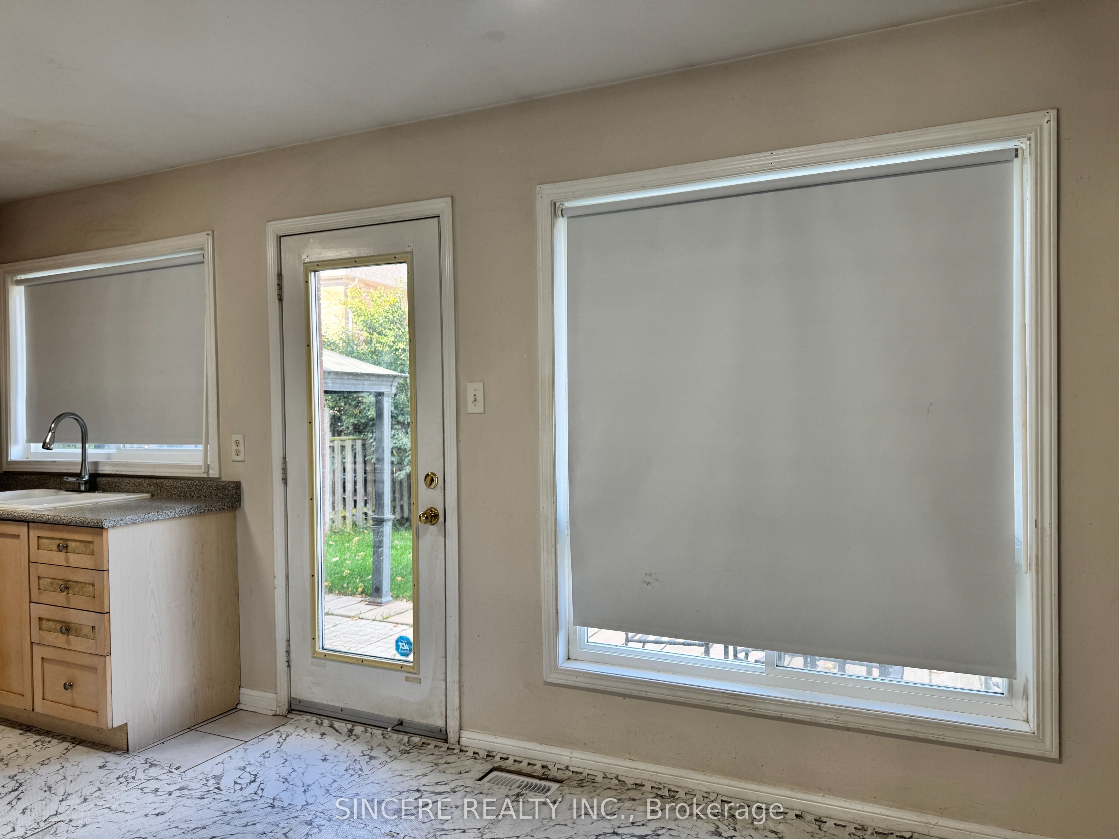 5872 Osprey Boulevard Upper