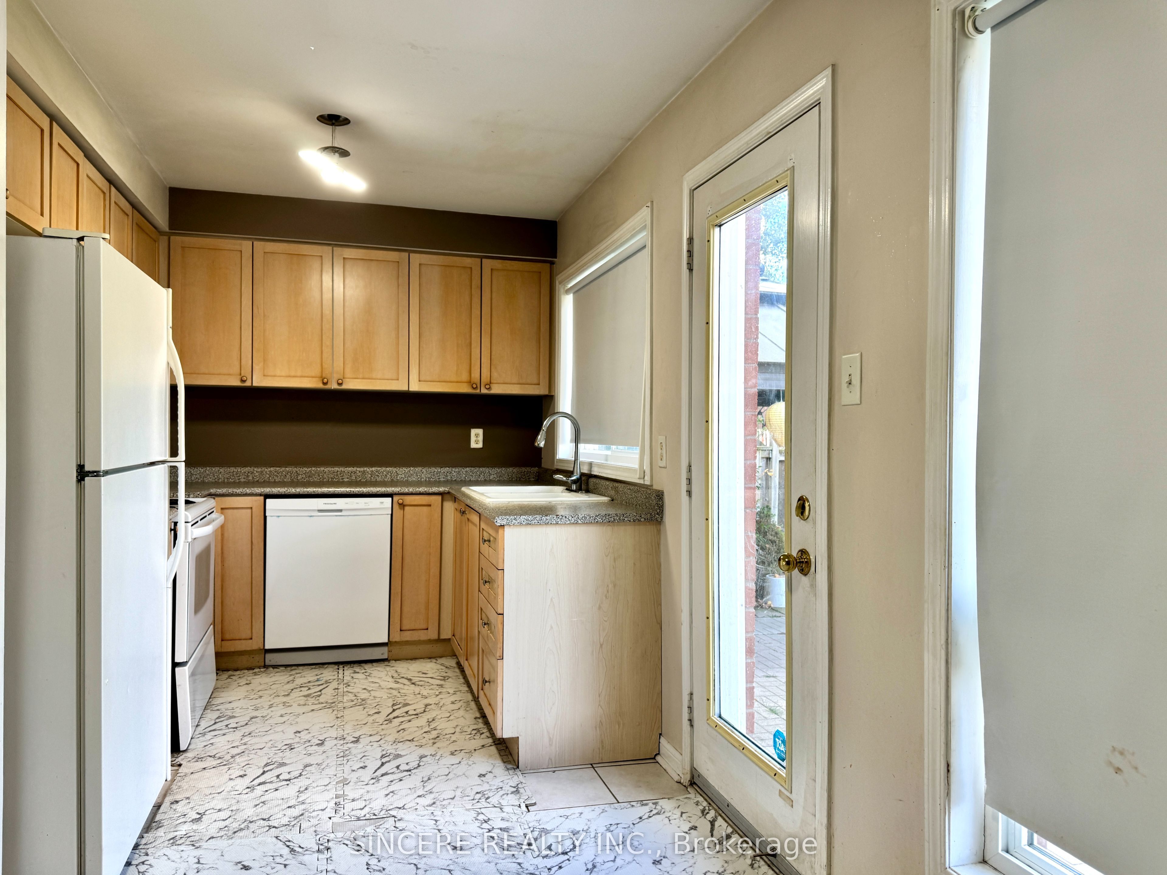 5872 Osprey Boulevard Upper