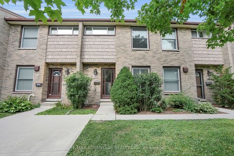 Photo of 634 Wonderland Road S #60, London South, ON N6K 1L8 (MLS # X12388796)