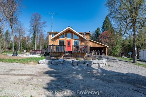 5490 Loop Road Highlands East ON K0L 2A0