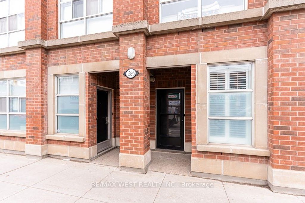 Photo of 1396 Bloor Street W #3, Toronto, ON M6P 4H6 (MLS # W12952792)