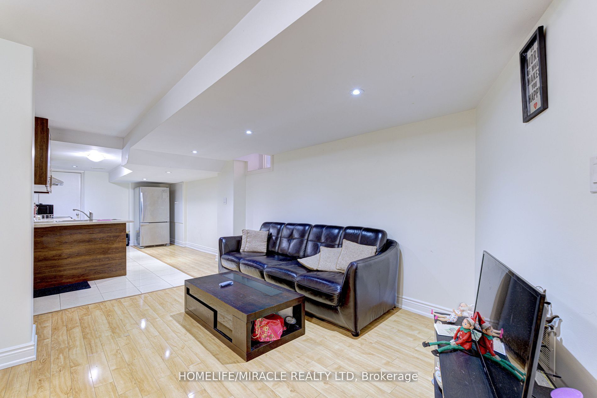 26 Fitzgibson Street Basement