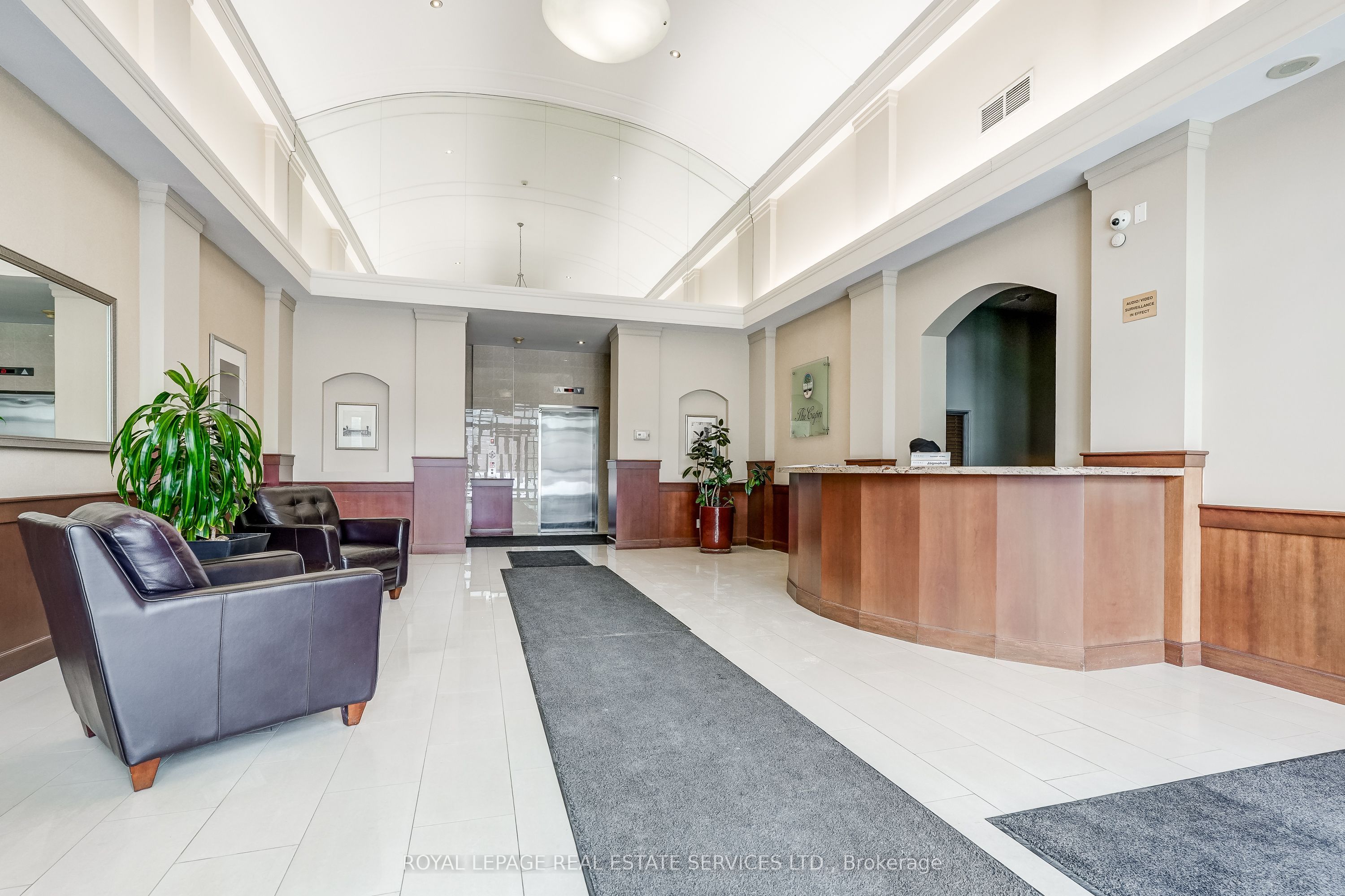 1359 Rathburn Road 1106