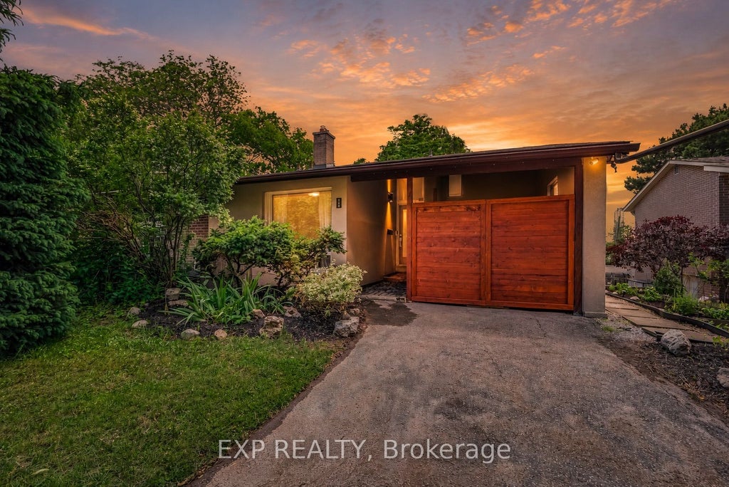 Photo of 160 Cottonwood Drive, Toronto, ON M3C 2B4 (MLS # C13536896)
