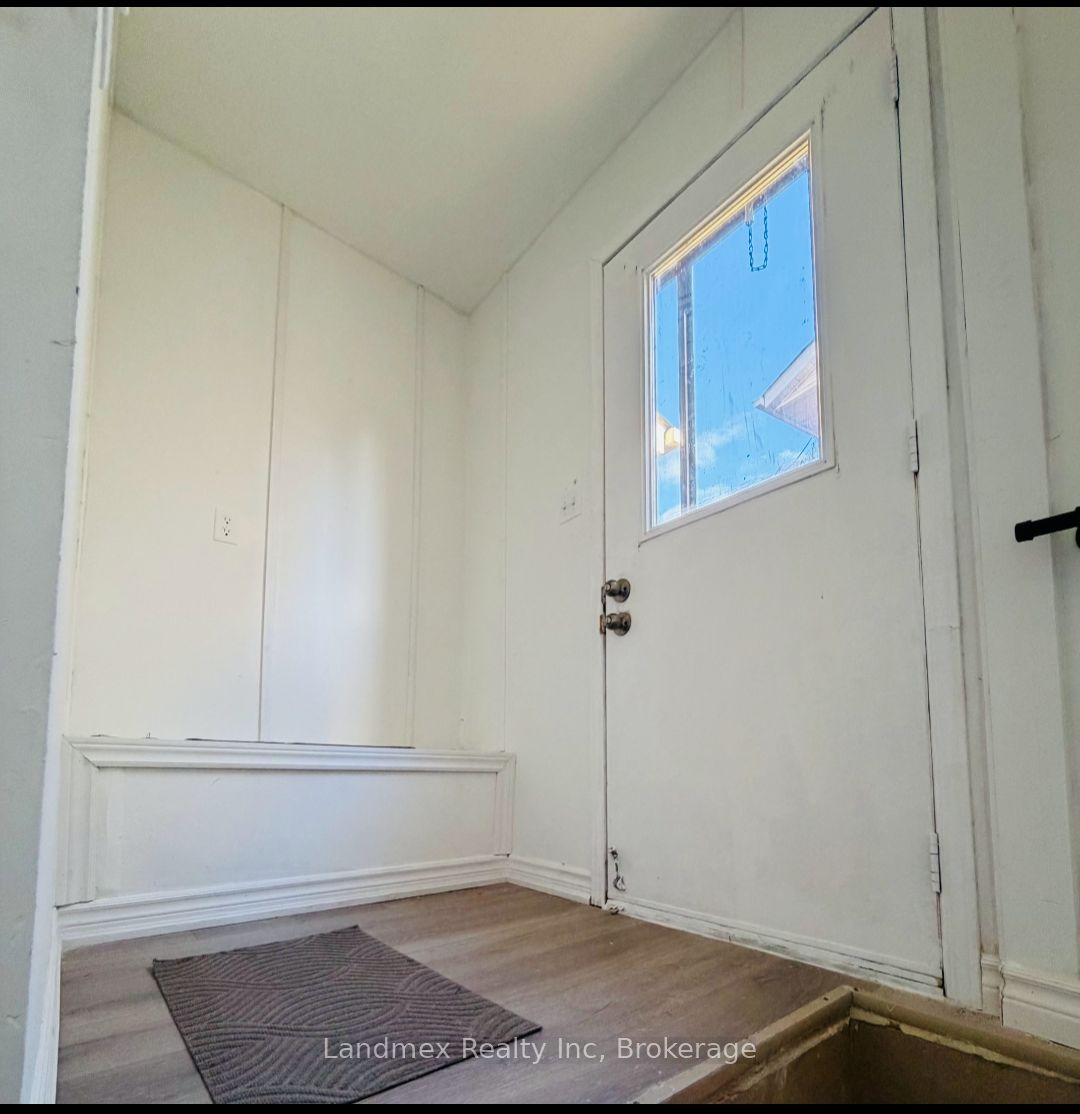 6636 Edenwood Drive Lower