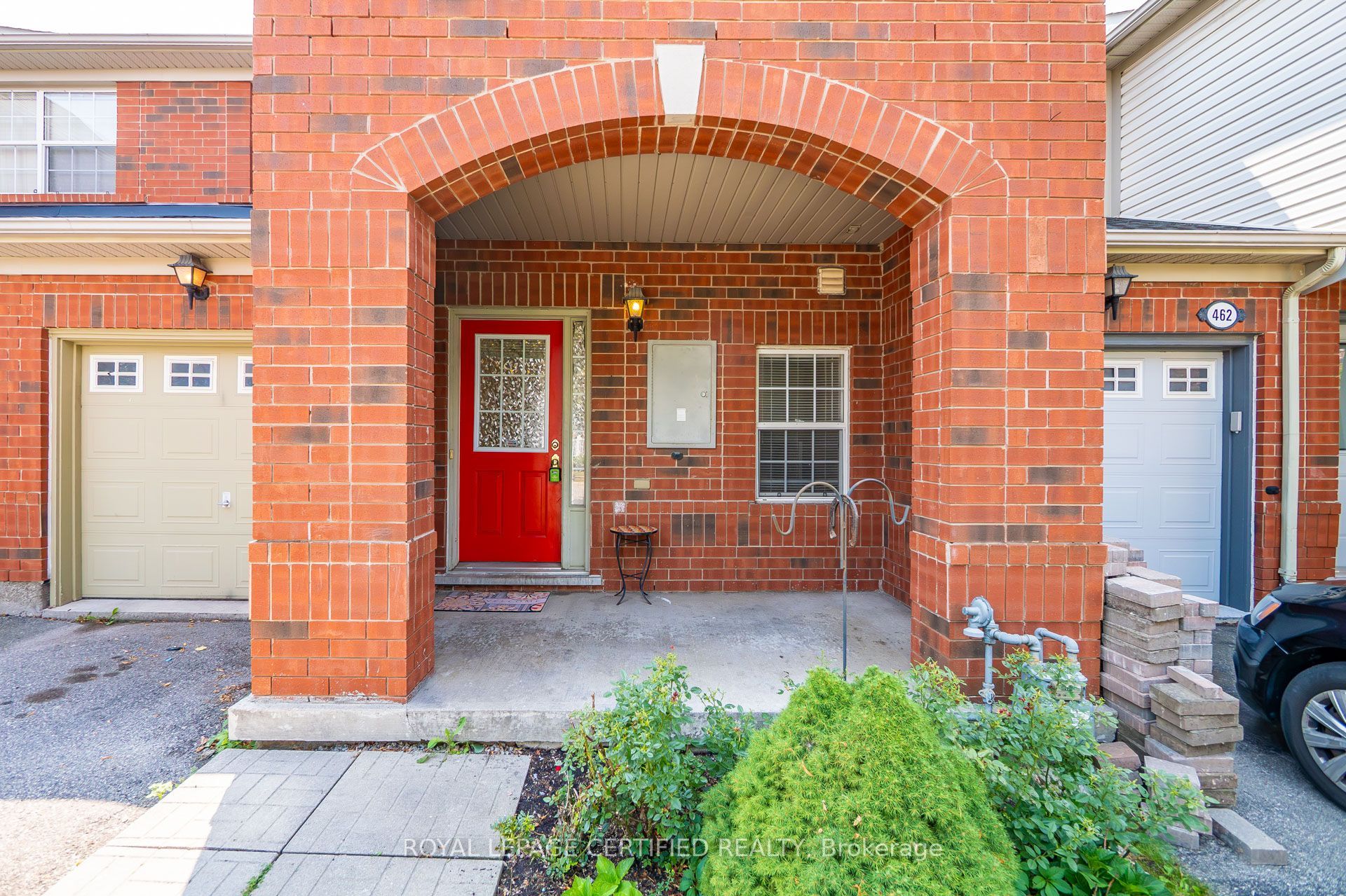464 Collis Court