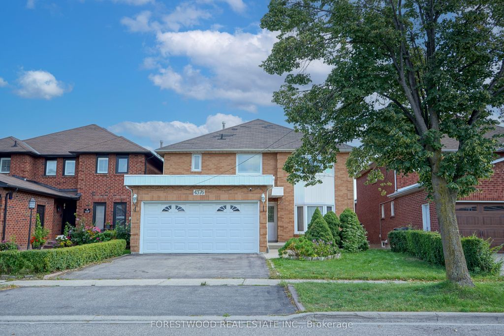 Photo of 4376 Guildwood Way, Mississauga, ON L5R 2A4 (MLS # W12390990)