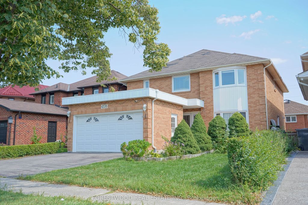 Photo of 4376 Guildwood Way, Mississauga, ON L5R 2A4 (MLS # W12390990)