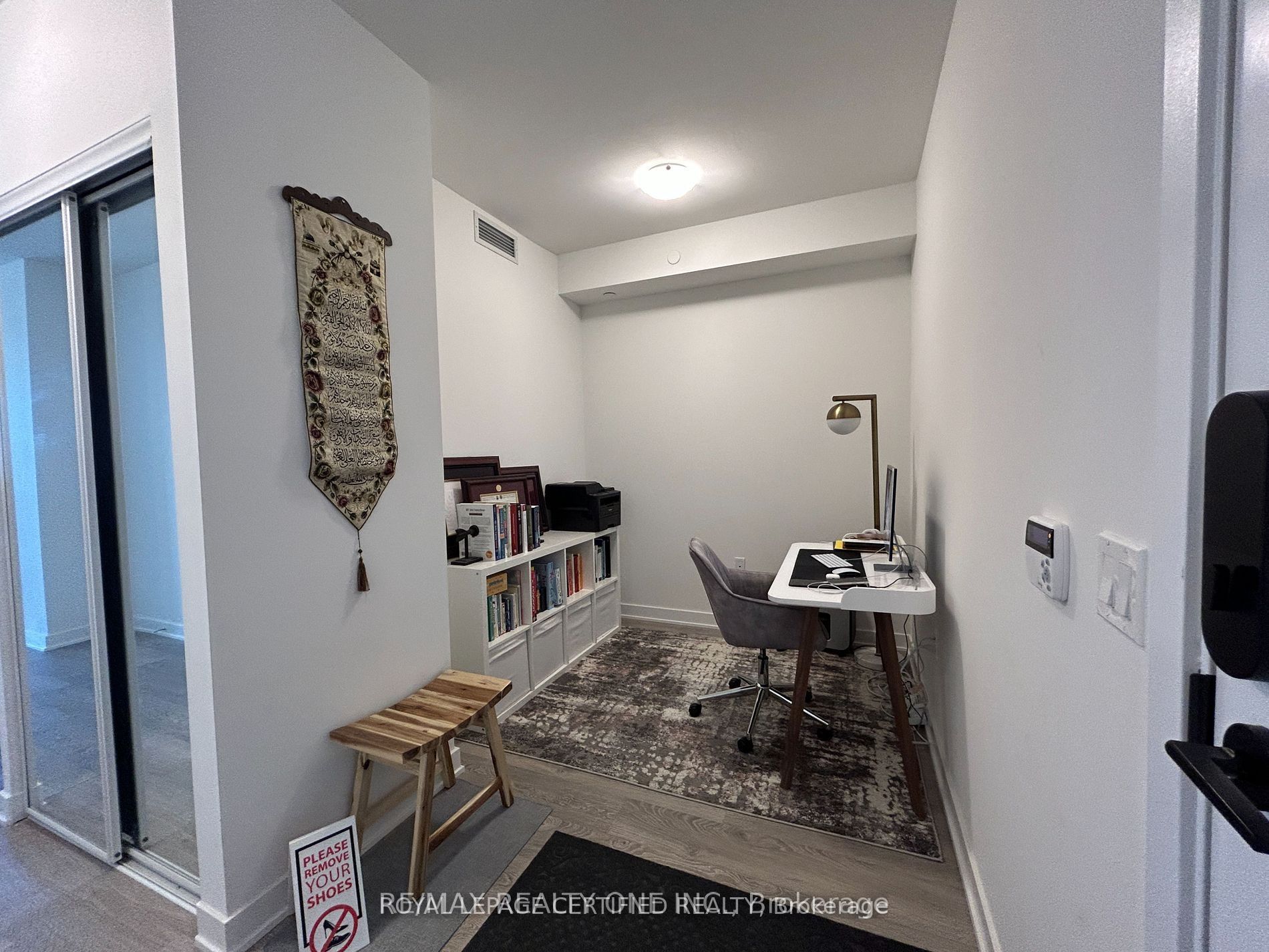 4655 Metcalfe Avenue 806