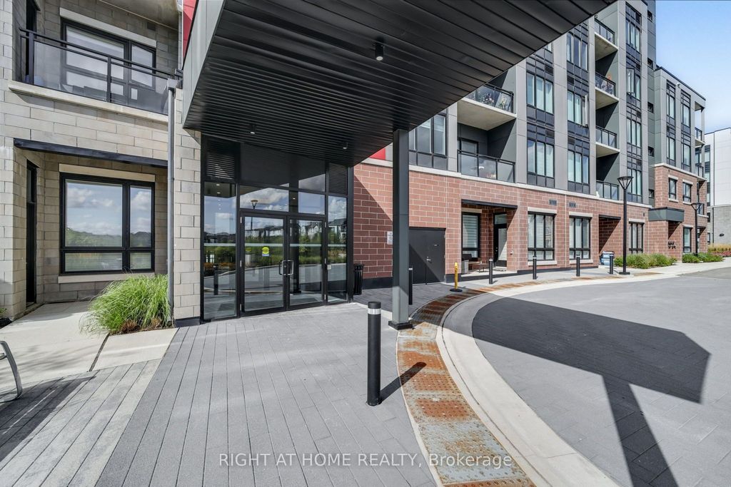 Photo of 3265 Carding Mill Trail #218, Oakville, ON L6M 0W6 (MLS # W12470210)