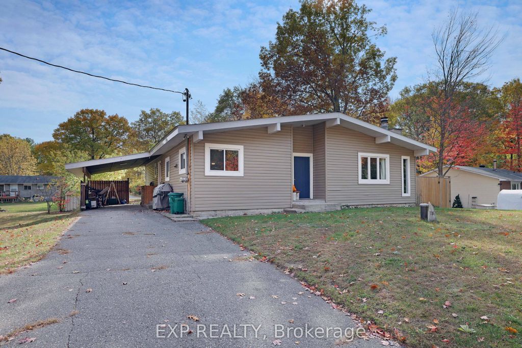 Photo of 136 Resthaven Avenue, Constance Bay - Dunrobin - Kilmaurs - Woodlawn, ON K0A 3M0 (MLS # X12475244)