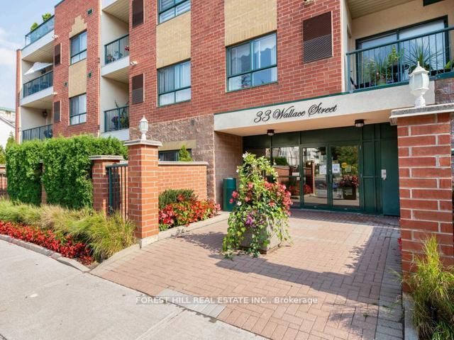 33 WALLACE Street 210