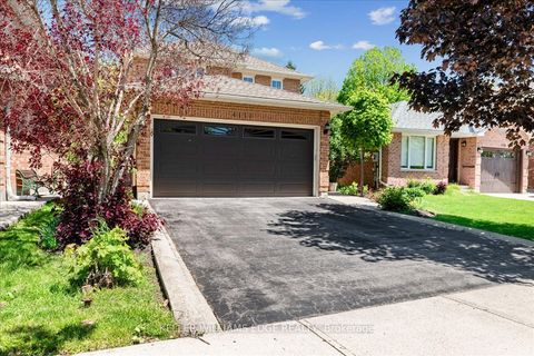 4150 Bianca Forest Drive Burlington ON L7M 4L5