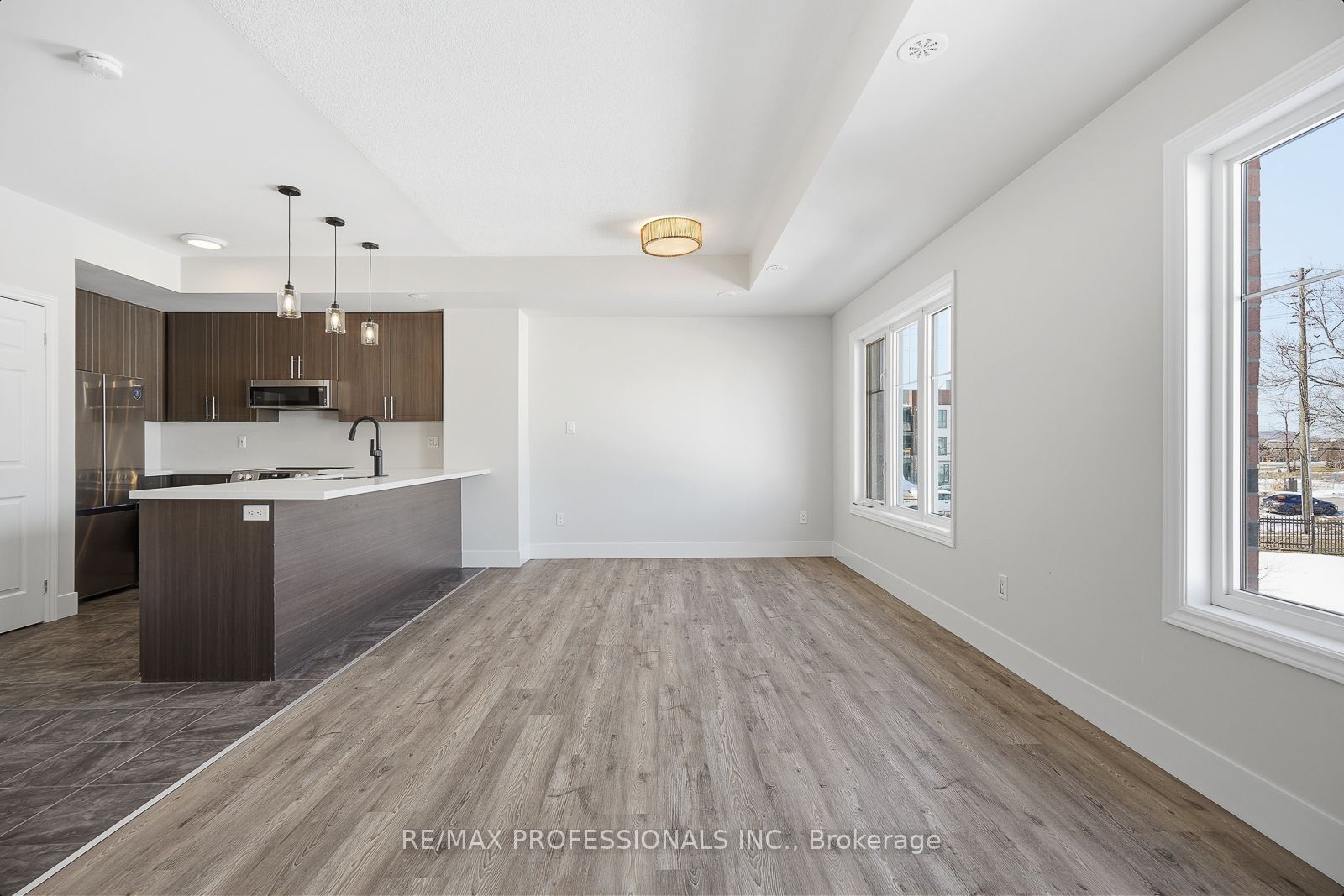 2420 Baronwood Drive 3-04