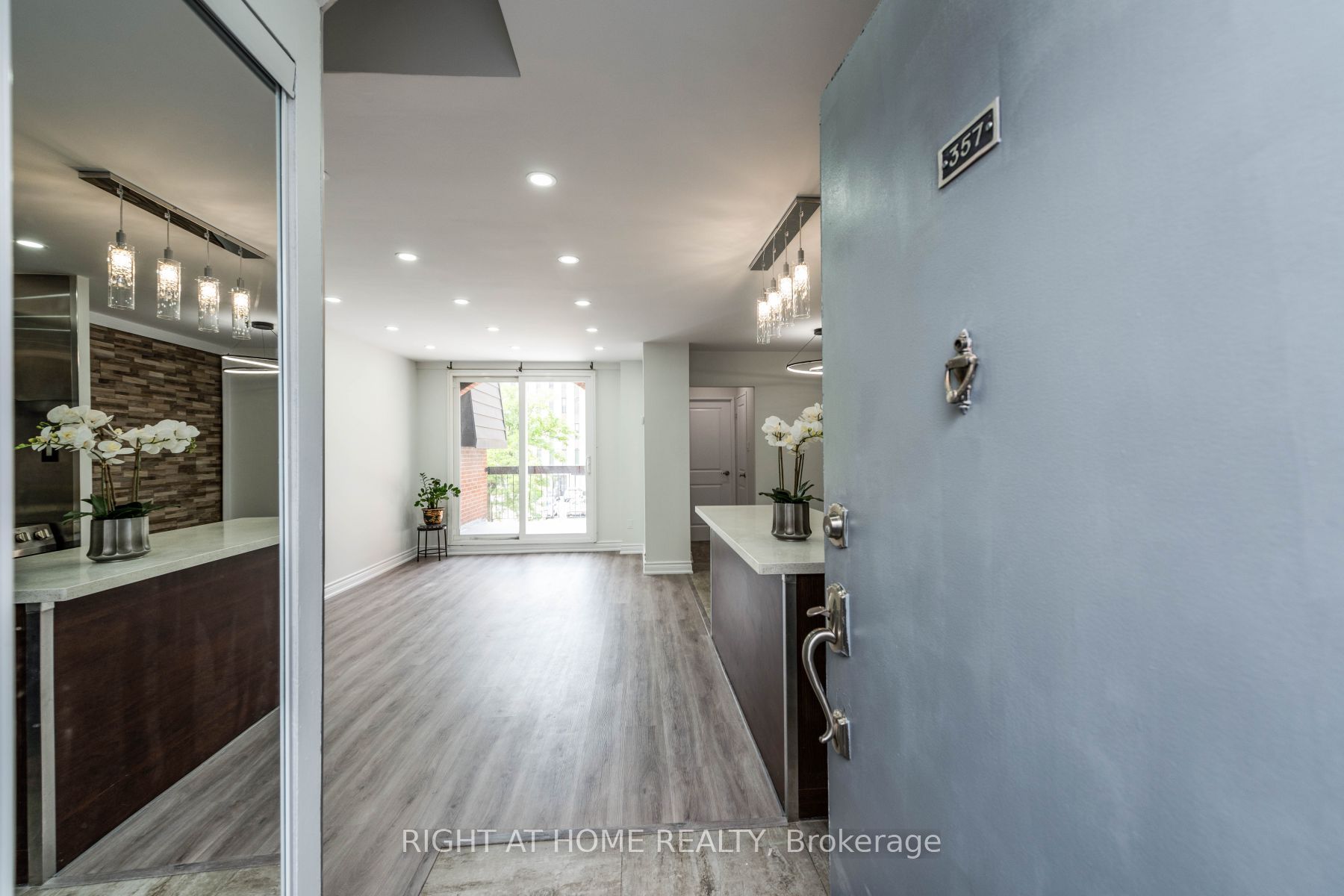 1395 Williamsport Drive 357