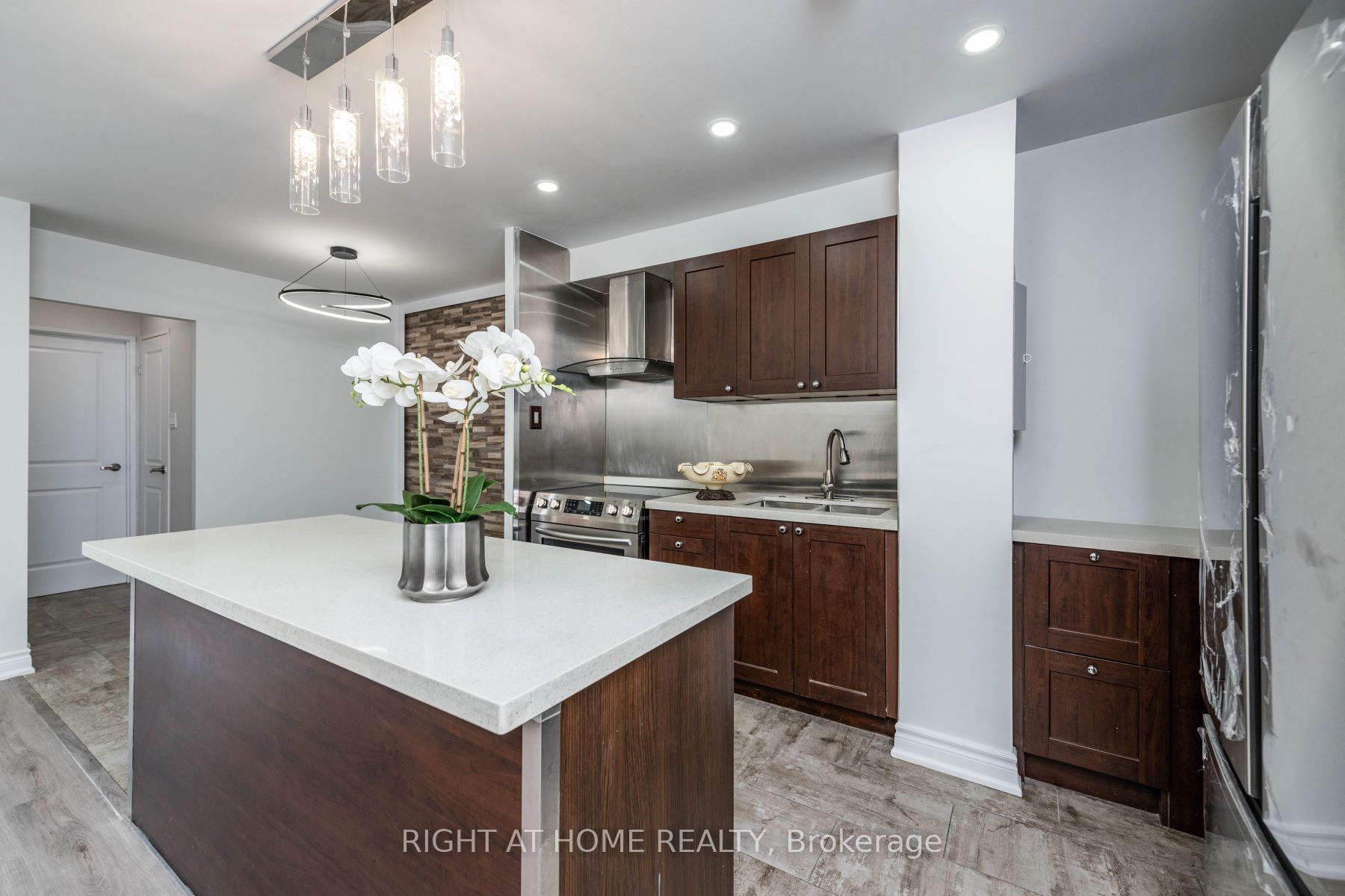 1395 Williamsport Drive 357