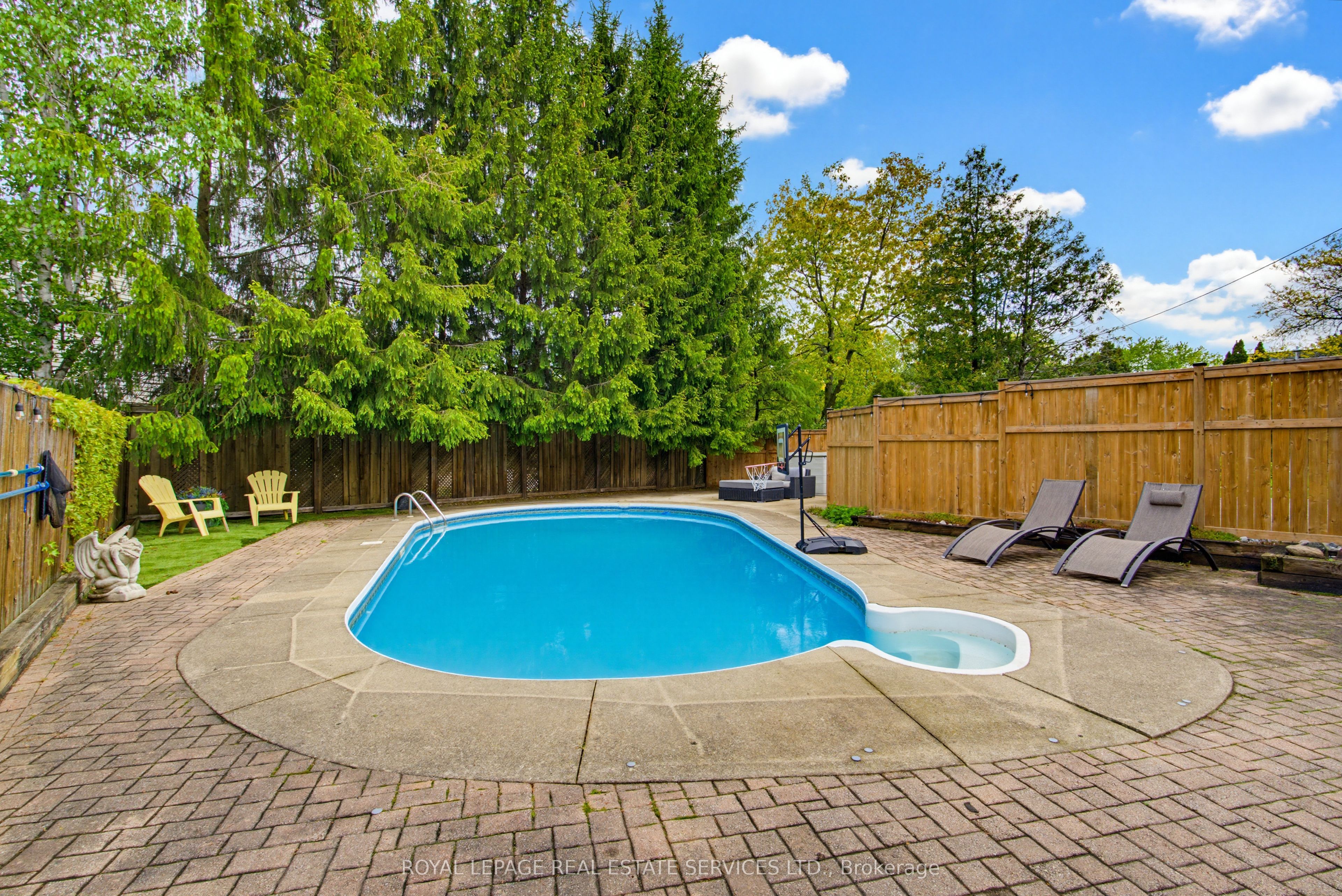 1390 Peerless Court