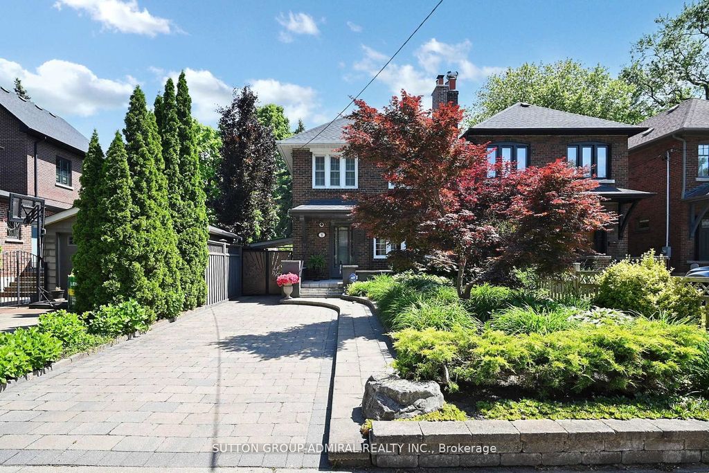 Photo of 1 Valleyview Gardens, Toronto, ON M6S 2B5 (MLS # W12395179)