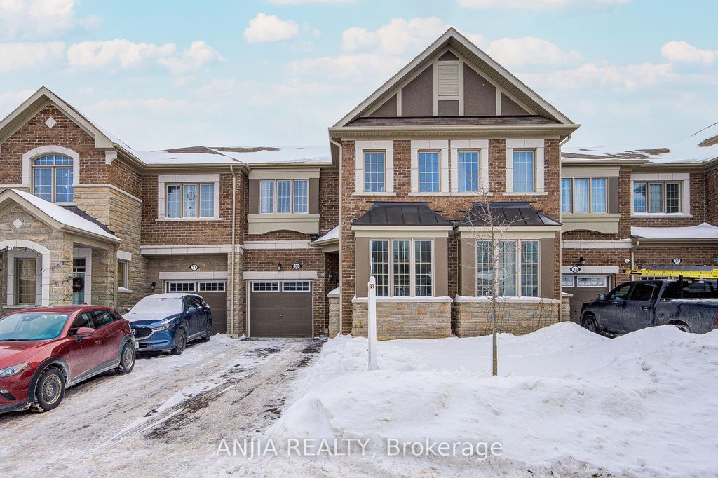 Photo of 33 Ness Drive, Richmond Hill, ON L4S 0J8 (MLS # N12764770)