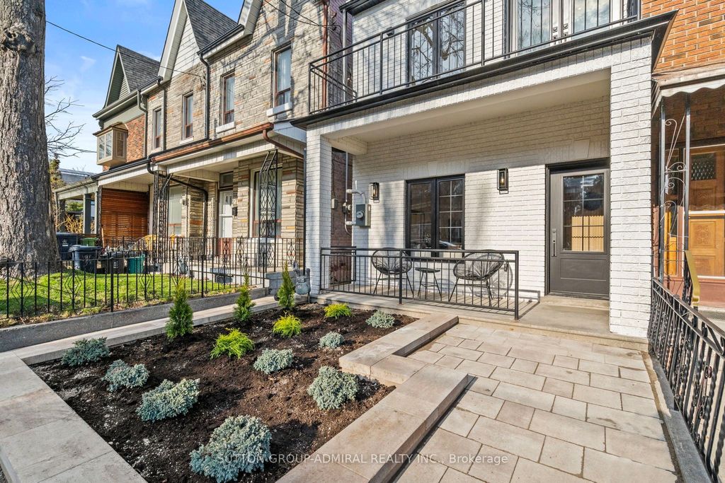 Photo of 25 Coolmine Road, Toronto, ON M6J 3G1 (MLS # C12978416)