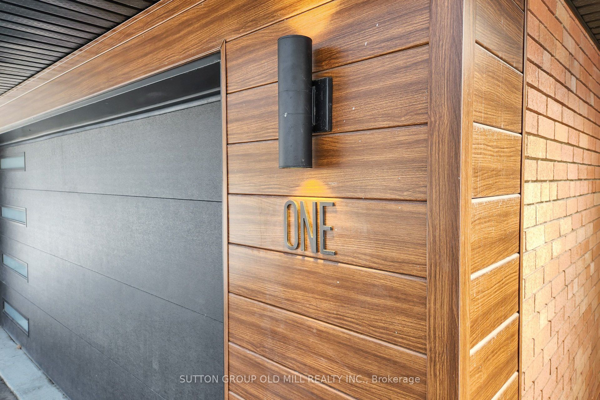 1 Farningham Crescent