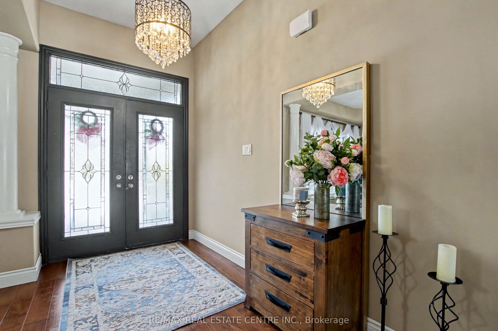 Photo of 2 Irongate Drive, Brant, ON N3L 4G4 (MLS # X12830452)