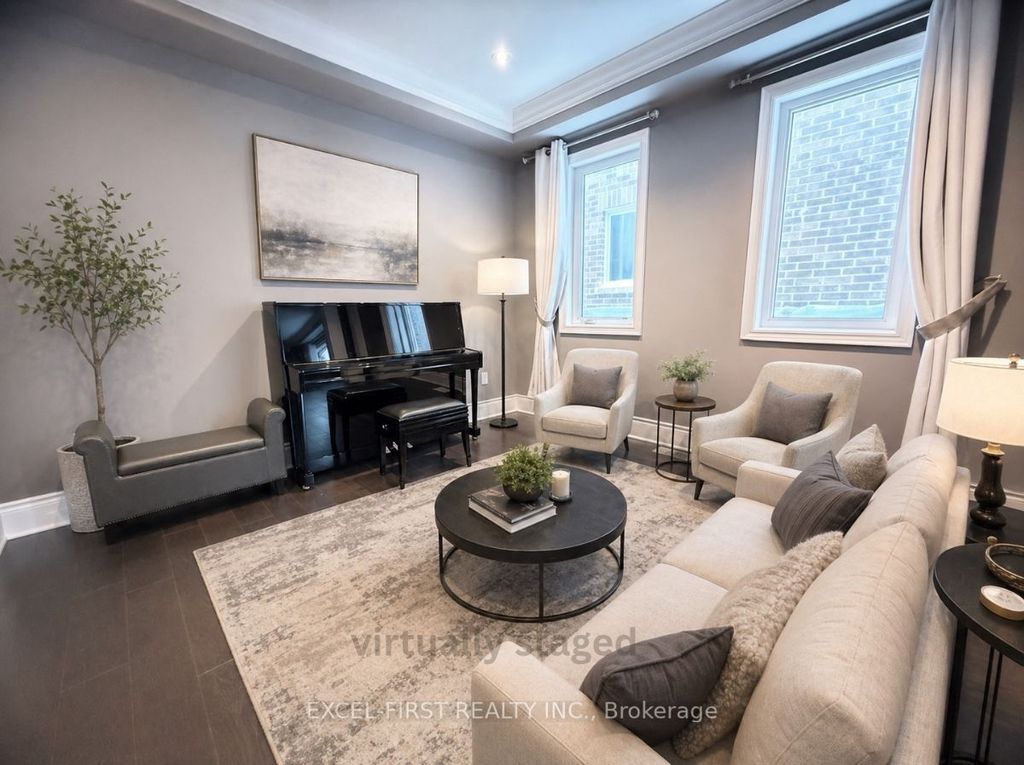 Photo of 117 Novan Crescent, Aurora, ON L4G 0X7 (MLS # N13045450)